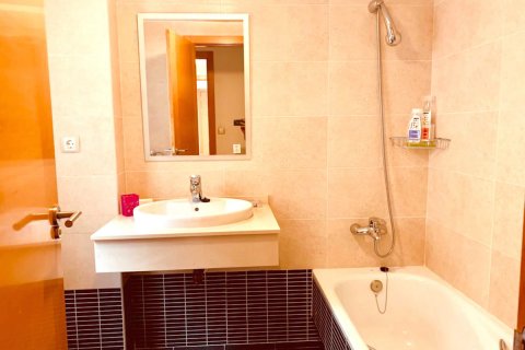 Apartamento en venta en Estepona, Málaga, España 2 dormitorios, 96 m2 No. 55419 - foto 5