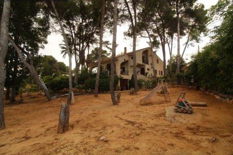 Villa en venta en La Canada, València, España 4 dormitorios, 246 m2 No. 53897 - foto 3