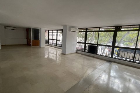 Propiedad comercial en alquiler en Palma de Mallorca, Mallorca, España 276 m2 No. 54053 - foto 4