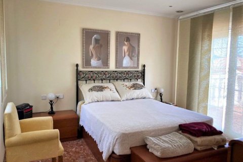 Villa en venta en L'Eliana, València, España 6 dormitorios, 432 m2 No. 53856 - foto 19