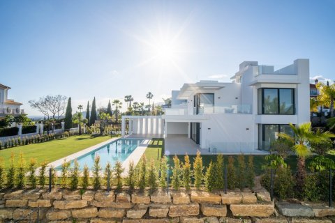 Villa en venta en Marbella, Málaga, España 5 dormitorios, 557 m2 No. 55421 - foto 3