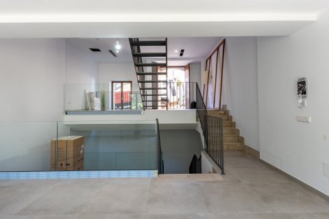 Casa adosada en venta en Fornalutx, Mallorca, España 3 dormitorios, 219 m2 No. 48083 - foto 4