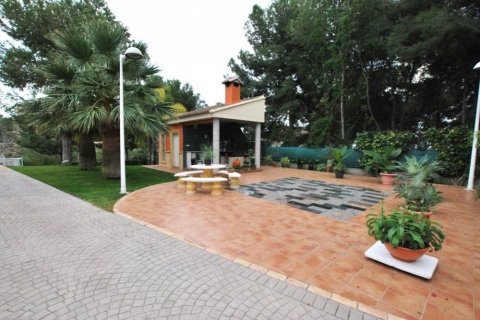 Villa en venta en Olocau, València, España 7 dormitorios, 279 m2 No. 53928 - foto 9