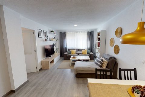 Apartamento en venta en San Fernando, Gran Canaria, España 3 dormitorios, 80 m2 No. 55172 - foto 2
