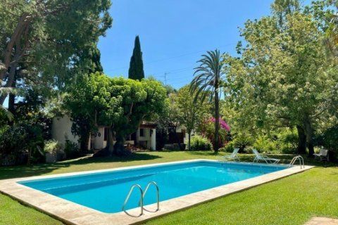 Villa en venta en Rocafort, València, España 6 dormitorios, 690 m2 No. 53879 - foto 1