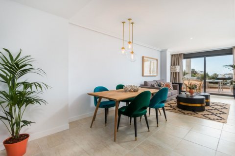 Casa adosada en venta Estepona, Málaga, España 3 dormitorios, 240 m2 No. 55384 - foto 5