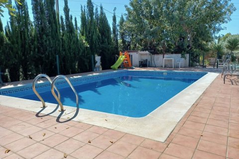 Villa en venta en La Pobla de Vallbona, València, España 6 dormitorios, 250 m2 No. 53815 - foto 4
