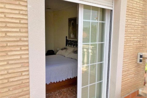 Villa en venta en L'Eliana, València, España 6 dormitorios, 432 m2 No. 53856 - foto 13