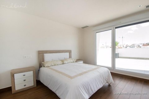 Villa en venta en Ciudad Quesada, Alicante, España 4 dormitorios, 151 m2 No. 55092 - foto 9