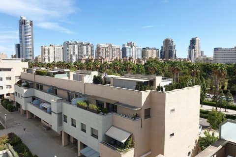 Apartamento en venta en Valencia, València, España 4 dormitorios, 250 m2 No. 53914 - foto 2