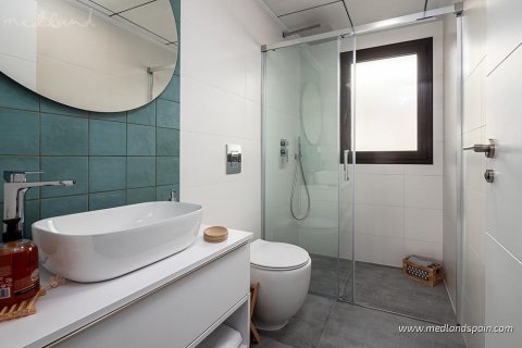 Casa adosada en venta en Villamartin, Alicante, España 2 dormitorios, 79 m2 No. 53975 - foto 6