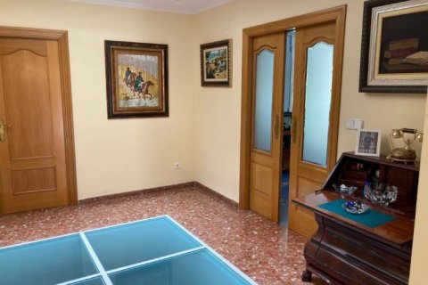 Villa en venta en L'Eliana, València, España 6 dormitorios, 432 m2 No. 53856 - foto 6