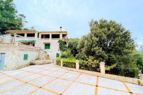 Finca en venta en Escorca, Mallorca, España 5 dormitorios, 346 m2 No. 57242 - foto 1