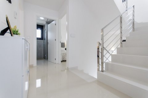 Villa en venta en San Miguel de Salinas, Alicante, España 4 dormitorios, 135 m2 No. 56220 - foto 15