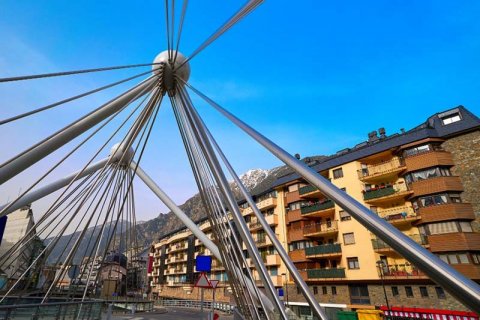 No hay espacio suficiente para un enorme conjunto de individuos en Andorra