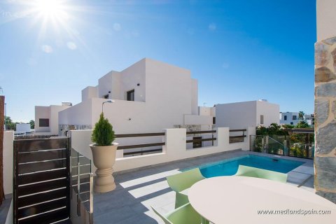 Villa en venta en Villamartin, Alicante, España 3 dormitorios, 94 m2 No. 53982 - foto 2