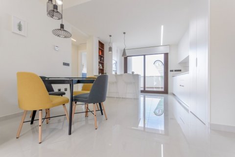 Apartamento en venta en Los Balcones, Alicante, España 2 dormitorios, 63 m2 No. 56250 - foto 5