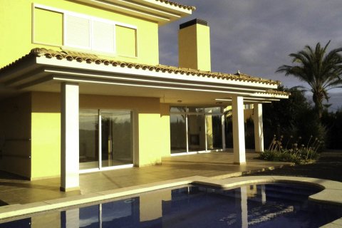 Villa en venta en Altea, Alicante, España 4 dormitorios, 420 m2 No. 59128 - foto 1
