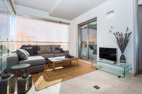 Apartamento en venta en Villamartin, Alicante, España 3 dormitorios, 71 m2 No. 58044 - foto 10