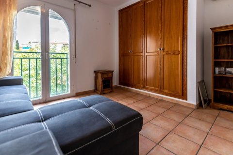 Casa adosada en venta en La Nucia, Alicante, España 4 dormitorios, 180 m2 No. 58584 - foto 9