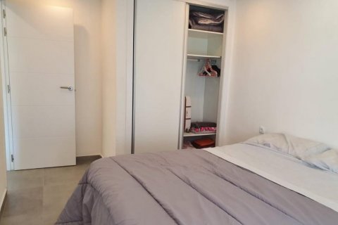 Apartamento en venta en Benidorm, Alicante, España No. 58414 - foto 8