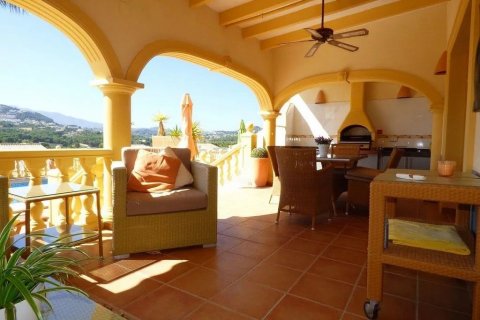 Villa en venta en Calpe, Alicante, España 4 dormitorios, 216 m2 No. 59671 - foto 8