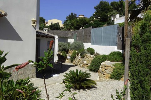 Villa en venta en Jávea, Alicante, España 4 dormitorios, 298 m2 No. 58938 - foto 4