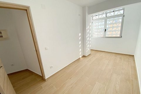 Apartamento en venta en Calpe, Alicante, España 2 dormitorios, 70 m2 No. 58739 - foto 5
