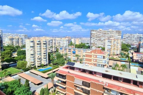 Apartamento en venta en San Juan, Alicante, España 3 dormitorios, 120 m2 No. 59669 - foto 10