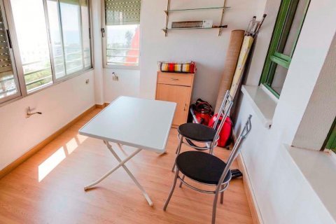 Apartamento en venta en Alicante, España 3 dormitorios, 129 m2 No. 59410 - foto 4