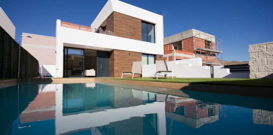 Villa en El Campello, Alicante, España 3 dormitorios, 220 m2 No. 58003