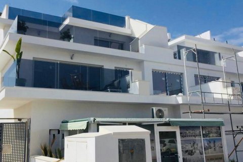 Apartamento en venta en Gran Alacant, Alicante, España 3 dormitorios, 93 m2 No. 58135 - foto 3