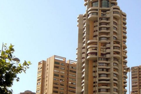 Apartamento en venta en Benidorm, Alicante, España 2 dormitorios, 85 m2 No. 58411 - foto 2