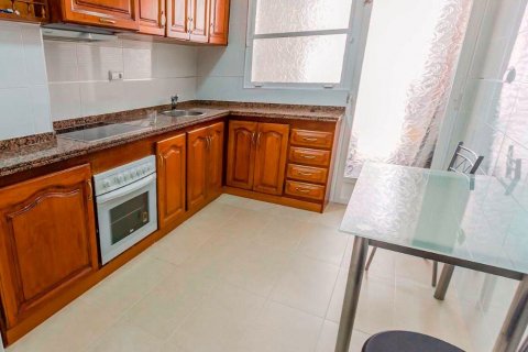 Apartamento en venta en Alicante, España 3 dormitorios, 129 m2 No. 59410 - foto 6