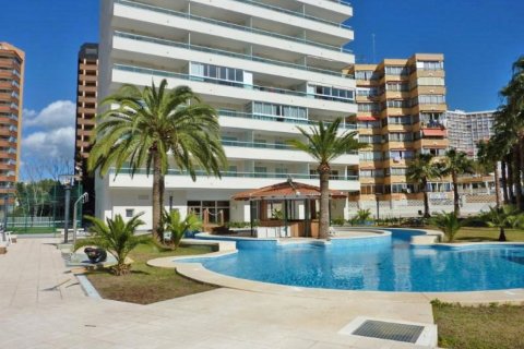 Apartamento en venta en Torrevieja, Alicante, España 1 dormitorio, 51 m2 No. 58301 - foto 1
