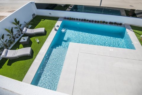 Villa en venta en San Javier, Murcia, España 3 dormitorios, 115 m2 No. 58119 - foto 4