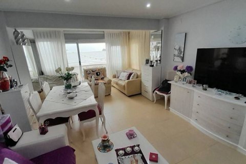 Apartamento en venta en Benidorm, Alicante, España 2 dormitorios, 90 m2 No. 59395 - foto 6