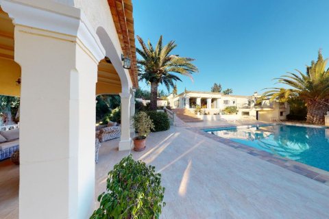 Villa en venta en Benidorm, Alicante, España 3 dormitorios, 255 m2 No. 58952 - foto 2