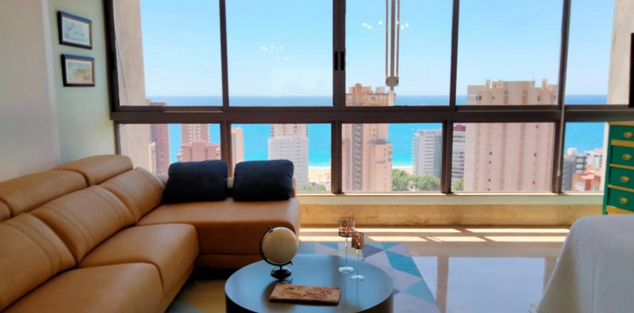 Apartamento en Benidorm, Alicante, España 1 dormitorio, 60 m2 No. 58925