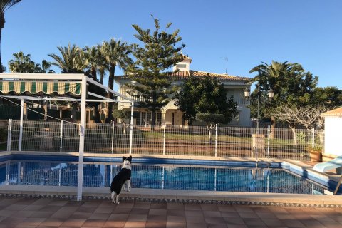 Villa en venta en Cabo Roig, Alicante, España 6 dormitorios, 545 m2 No. 58694 - foto 2