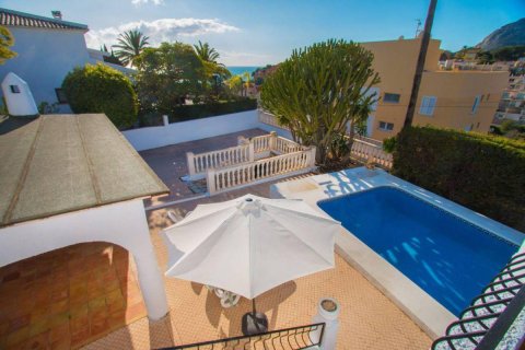 Villa en venta en Calpe, Alicante, España 3 dormitorios, 190 m2 No. 59217 - foto 5