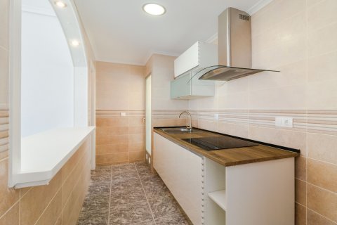 Casa adosada en venta en Torrevieja, Alicante, España 3 dormitorios, 89 m2 No. 58467 - foto 7