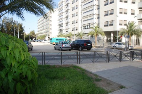 Apartamento en venta en Elche, Alicante, España 4 dormitorios, 134 m2 No. 58148 - foto 2
