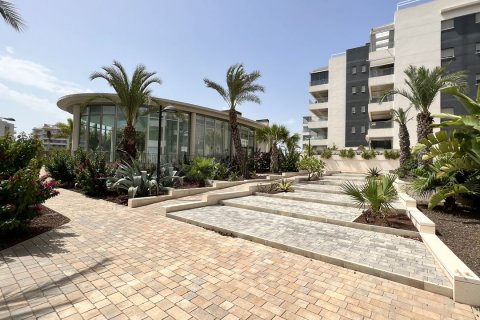 Apartamento en venta en Villamartin, Alicante, España 2 dormitorios, 93 m2 No. 59302 - foto 3