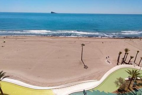 Apartamento en venta en Benidorm, Alicante, España 2 dormitorios, 91 m2 No. 59391 - foto 5