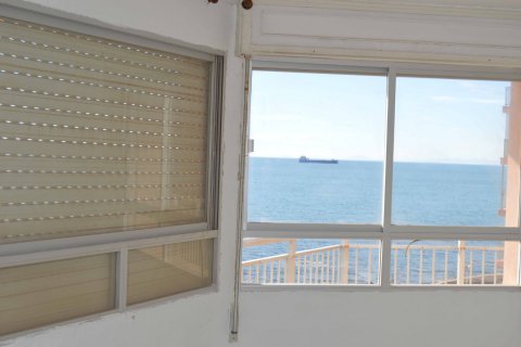 Apartamento en venta en Torrevieja, Alicante, España 3 dormitorios, 120 m2 No. 58339 - foto 8