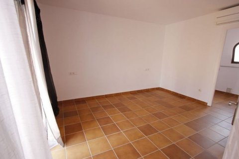 Villa en venta en Calpe, Alicante, España 3 dormitorios, 234 m2 No. 58751 - foto 10