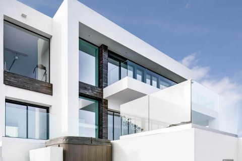 Villa en venta en Dénia, Alicante, España 4 dormitorios, 180 m2 No. 58488 - foto 2