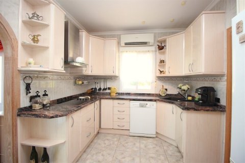 Villa en venta en Calpe, Alicante, España 5 dormitorios, 303 m2 No. 59104 - foto 10