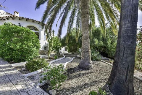 Villa en venta en Calpe, Alicante, España 4 dormitorios, 175 m2 No. 59152 - foto 3